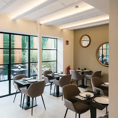 Hotel Boutique Petit Montision 4*