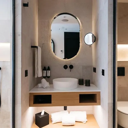 Hotel Boutique Petit Montision 4*